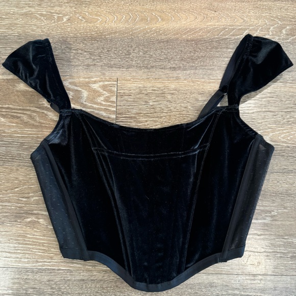 Victoria's Secret Tops - Victoria's Secret dream angels Black Velvet Crop Top